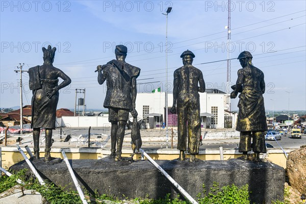 Statues remembering former royals in the King´s palace