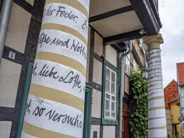 Columns inscribed with quotes by Klopstock at the entrance to the Klopstock House