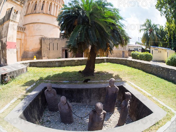 Clara Sornas Slave Monument