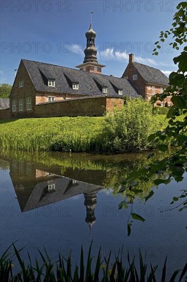 Husum Castle