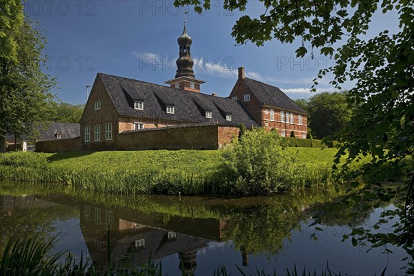Husum Castle