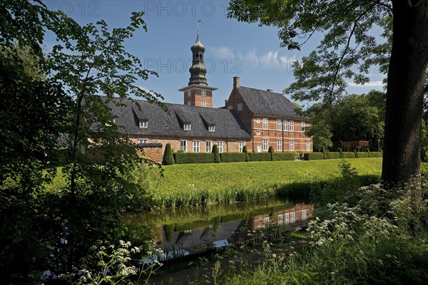 Husum Castle