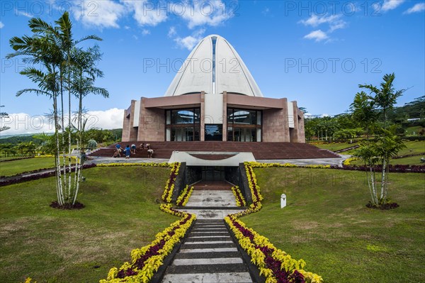 Park of the Baha'i House of Worship Samoa
