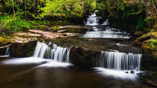Little waterfall on the way to Blaen y Glyn Isaf Waterfall