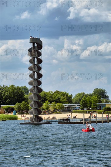 Water level tower