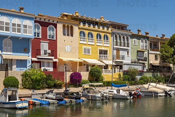 Boats and colourful houses