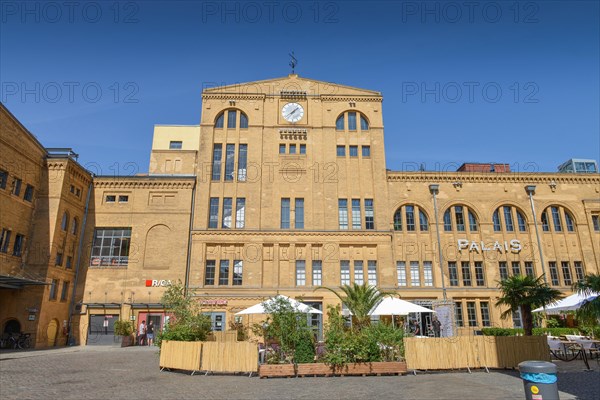 Palais