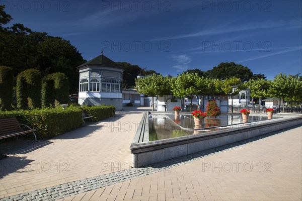 Lakeside promenade