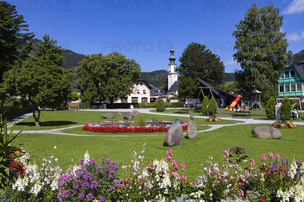 Park on Lake Wolfgang