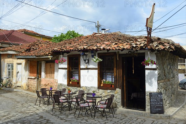 Porta e Kalase Restaurant
