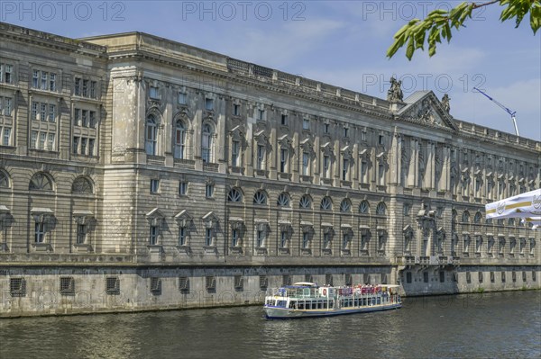 Central and Regional Library Berlin ZLB