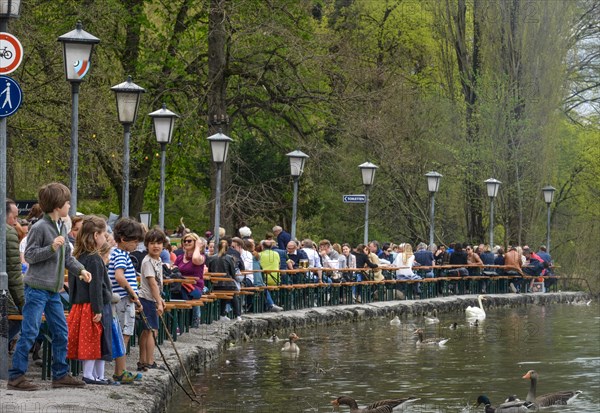 Seehaus beer garden at Kleinhesseloher See