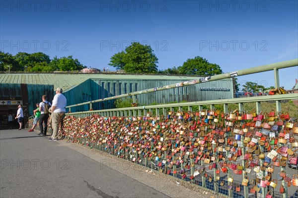 Love locks