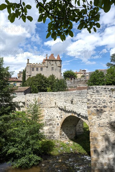 Saint Amant Tallende village