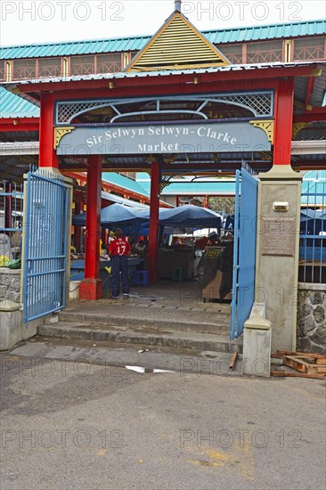 Entrance to Sir Selwyn Selwyn-Clarke Market
