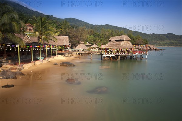 Bamboo huts at Rangbeach beach