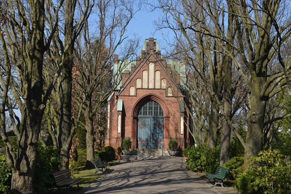 Grunewald Halensee Cemetery