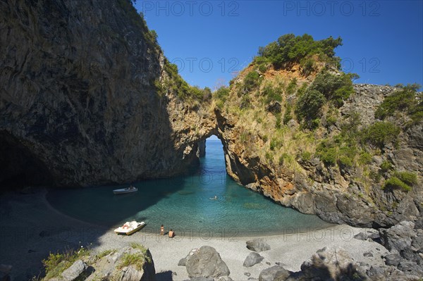Arco Magno
