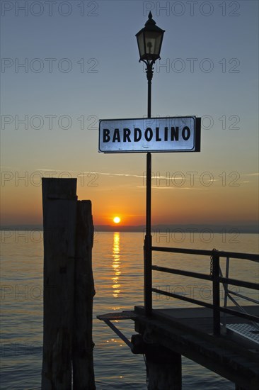 Landing stage
