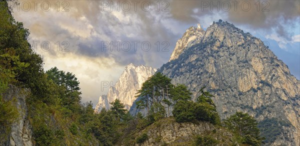 Cima mountain range