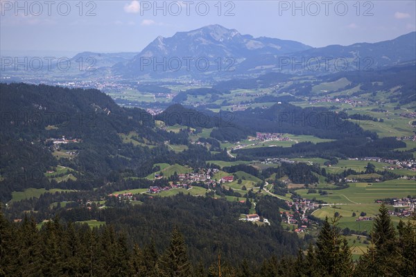View from the hiking trail to the Soeller-Alpe into the Illertal