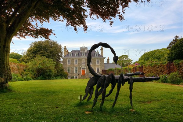 Sausmarez Manor