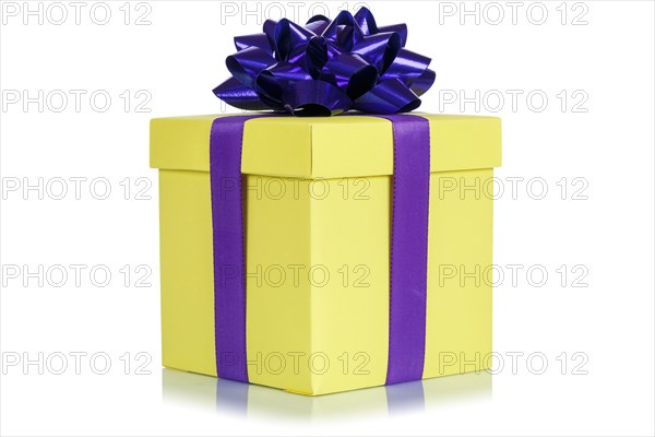 Gift birthday Christmas birthday gift box yellow cut out isolated