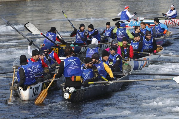 Canoe race on ice