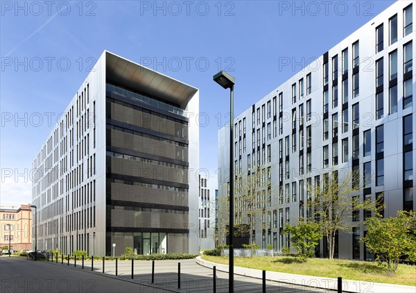 Clara and Robert office building