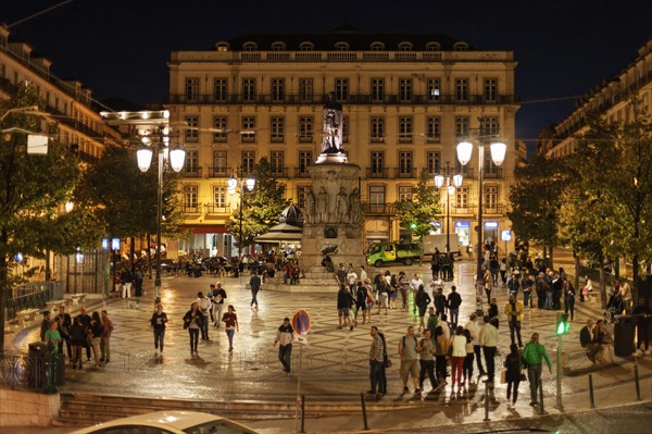 Praca Luis de Camaees