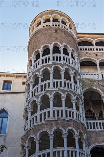 Palazzo Contarini del Bovolo