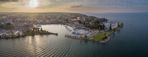 Evening atmosphere at the harbour
