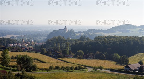 View from the Weinleiten water tower of the municipality of Ehrenhausen with Ehrenhausen Castle and the Eggenberger mausoleum