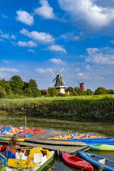 Twin mills at the Old Sieltief