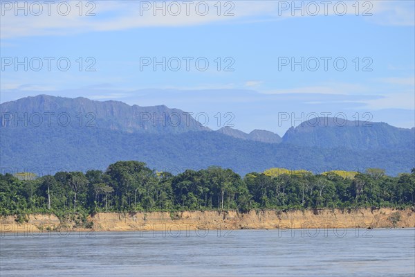Fractured clay bank of the Rio Alto Beni