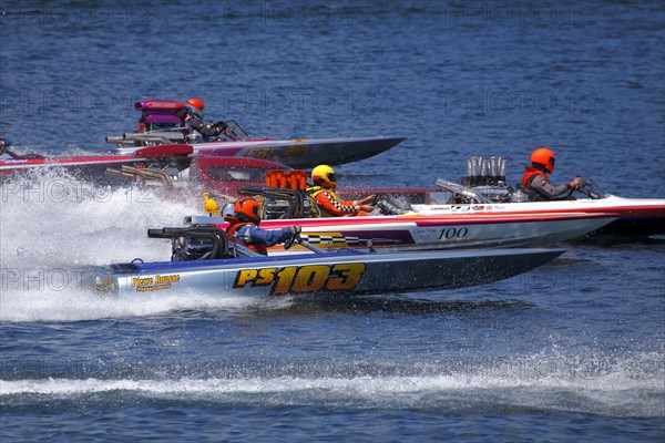 Hydroplane racing on the Saint Lawrence River