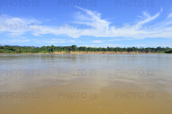Fractured clay bank of the Rio Alto Beni