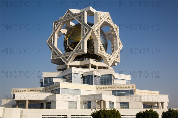 Monumental architecture
