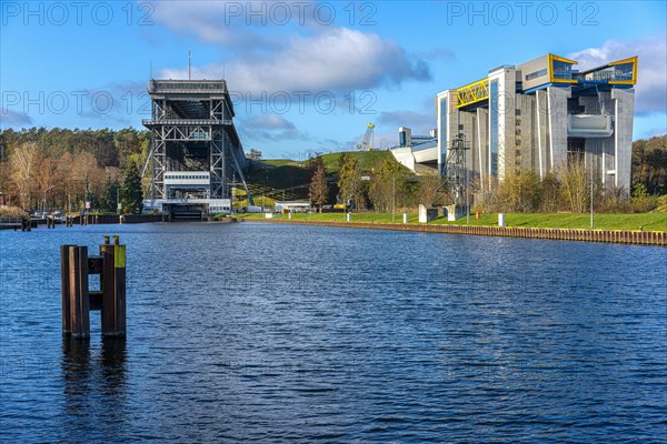 The old and new ship's hoist in Niederfinow
