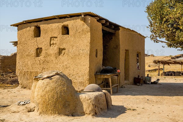 Clay oven