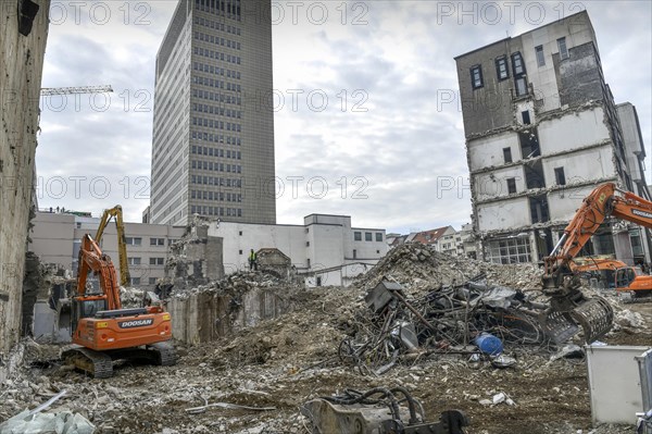 Demolition Kudamm Karree