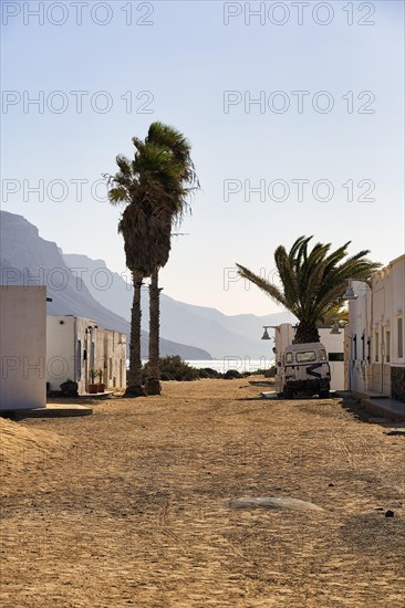 Unpaved road