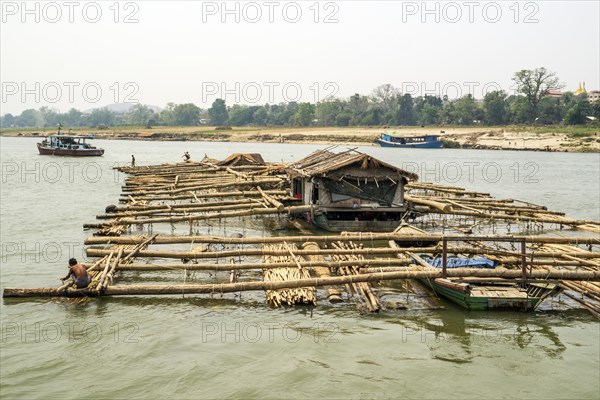 Wooden raft