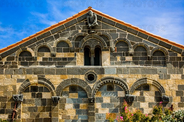 Romanesque-Pisan Eglise de la Trinite et de San Giovanni