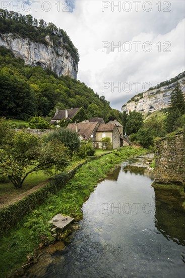Baume-les-Messieurs