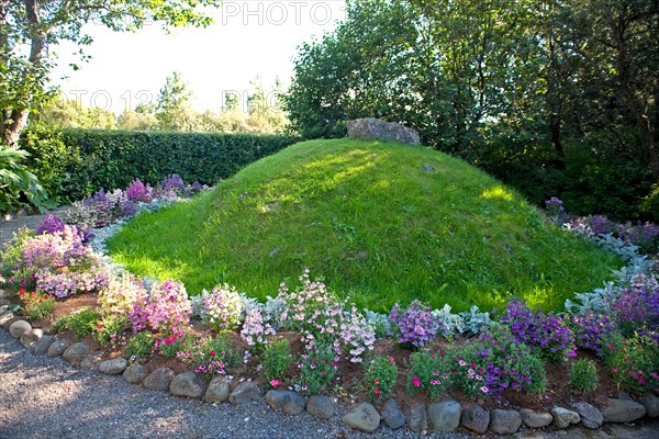 Mound grave of Egill Skallagrimsson