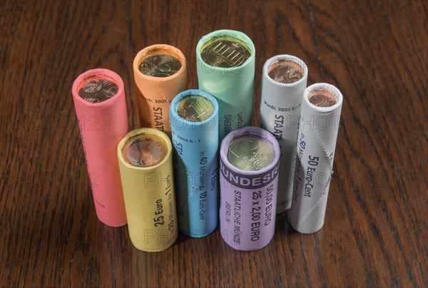 Coin roll or money roll
