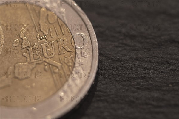Writing euro