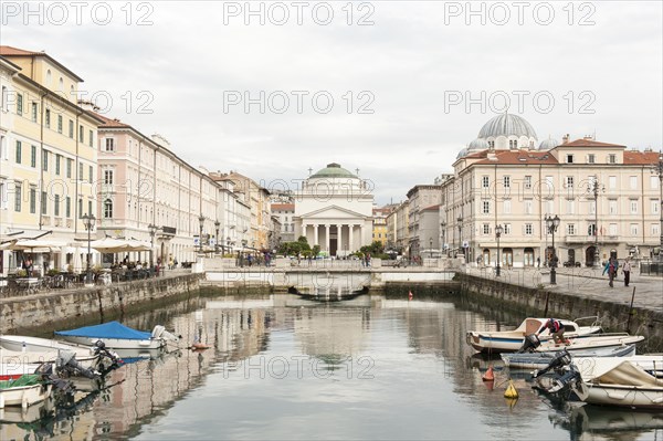 Boats on the Grand Canal