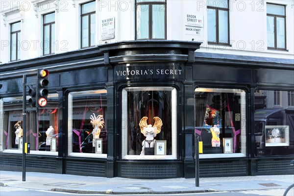 VICTORIA`S SECRET lingerie shop